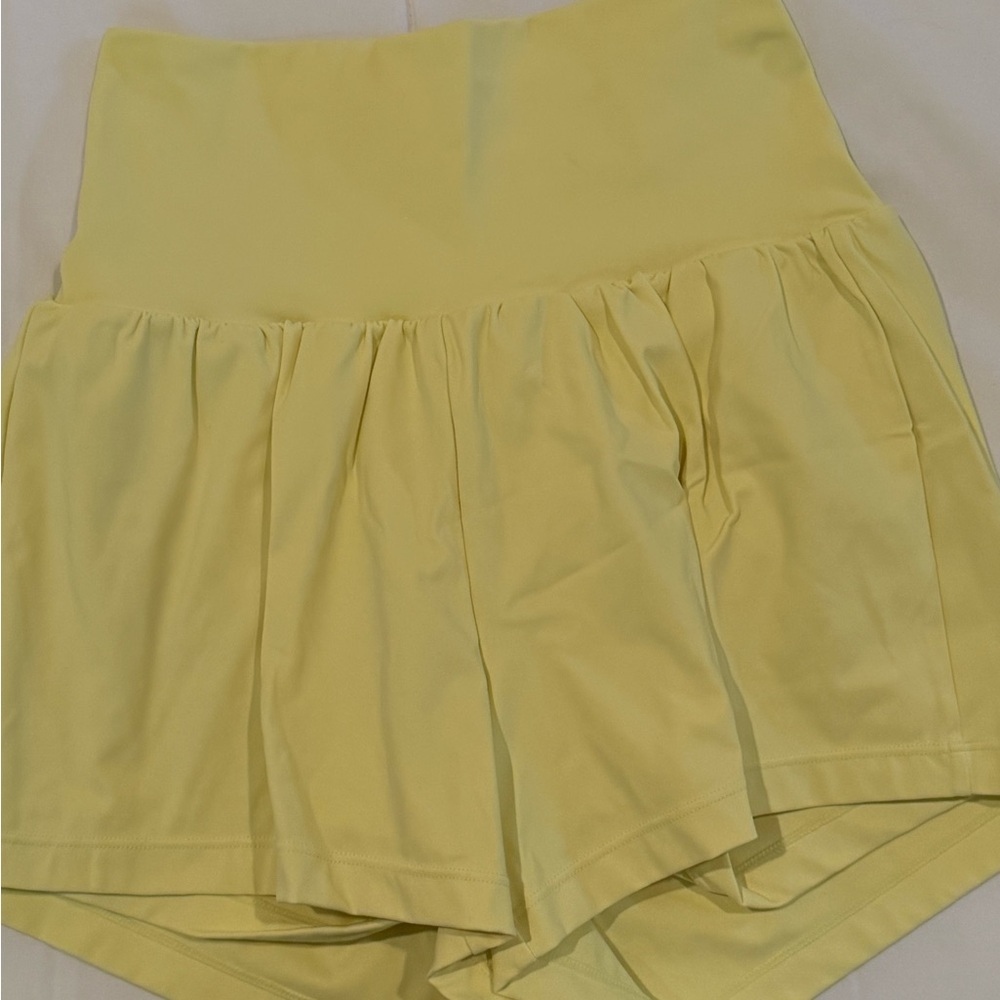 HALARA Yellow Pear XS, 3” inseam Women's Skorts